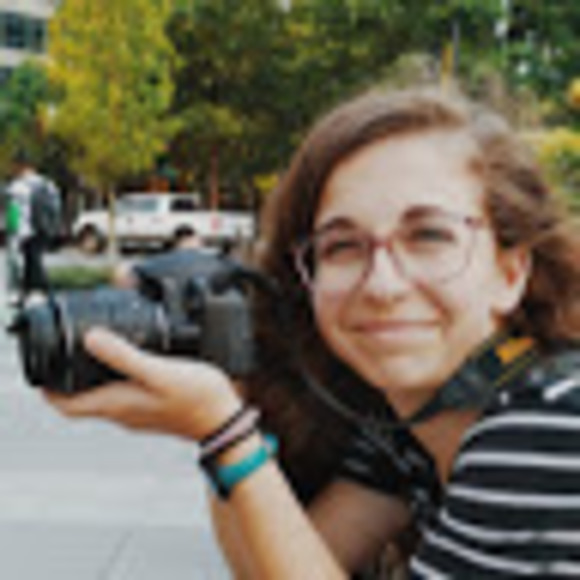 Meet your Posher, Esther - Picture 1 of 1